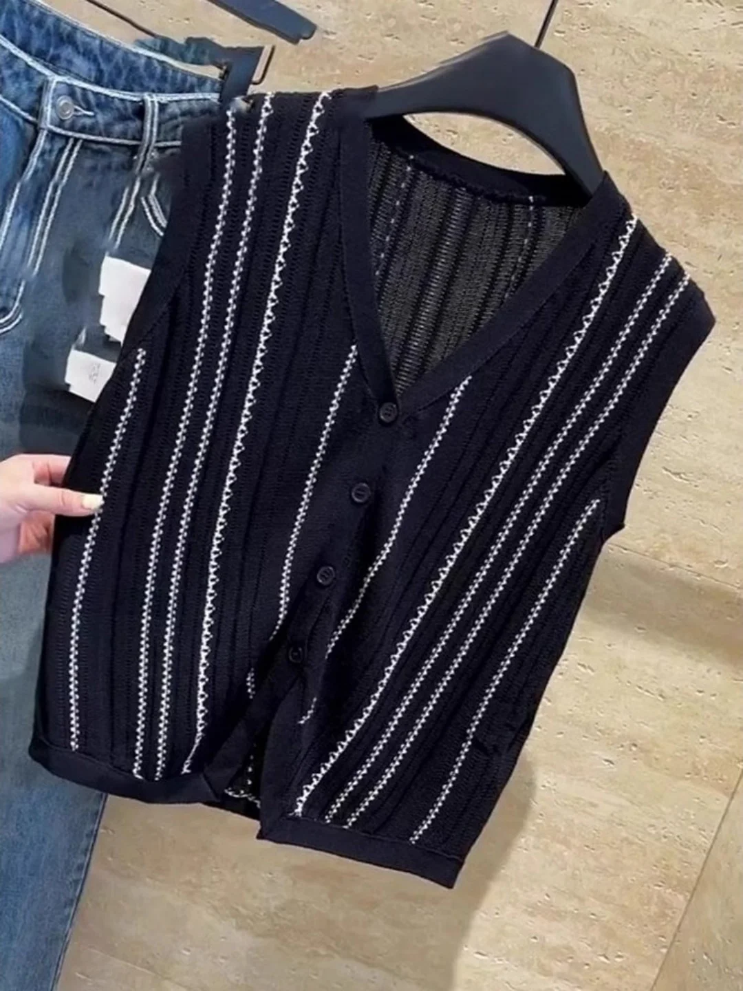 

Women's Striped Hollow out V-Ne Knitted Cardigan Vest Summer Outerwear Svel Top by Nu