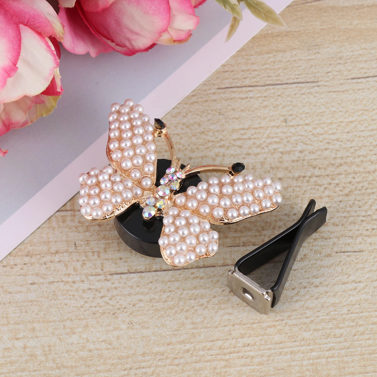 

Aromatherapy Car Perfume Clip Elegant Butterfly Rhinestone Mini Diffuser Freshener Vent Charms Essential Oil ScentedDecoration