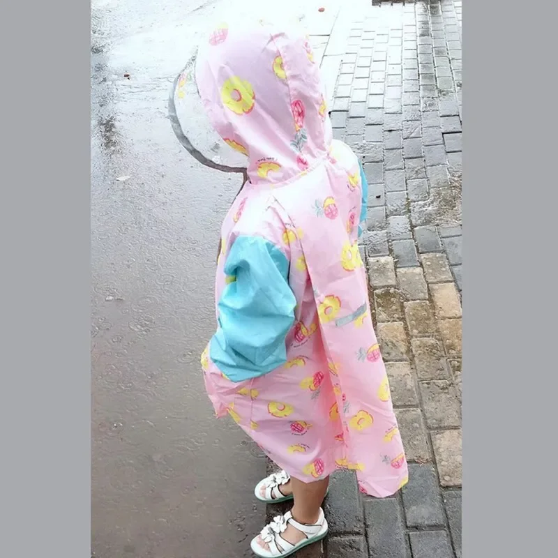 Cartoon children's raincoat kindergarten baby one-piece poncho schoolbag position foreign trade export Korea reflectiv wholesale