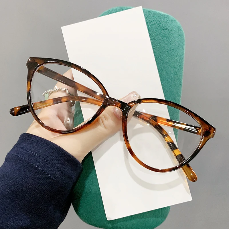 New Fashion Unisex Cat Eye Plain Glasses for Women Pc Frame Glasses for Party Eyeglasses Female Decorative Spectacles Glasses