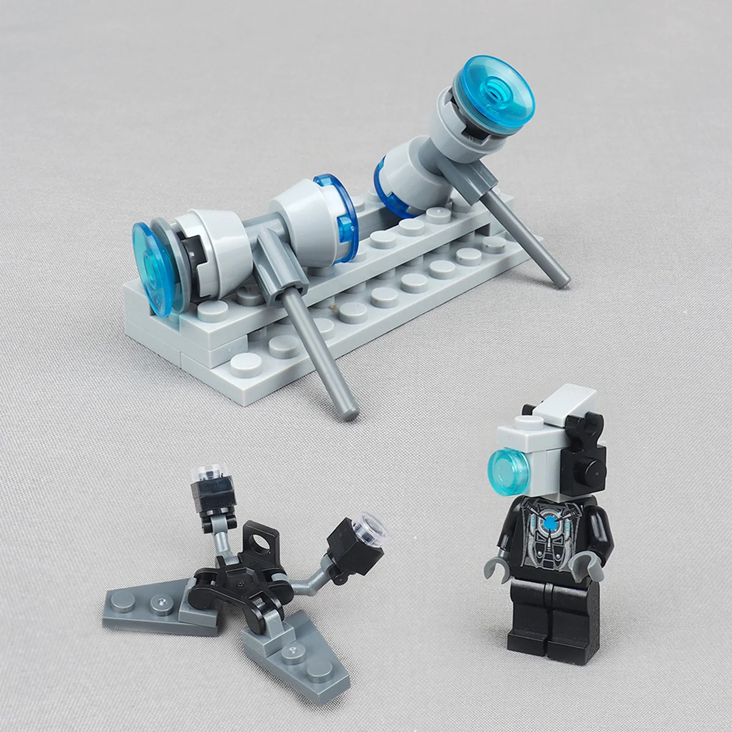 تيري، كتل شخصيات ثور، رجل مرحاض الحرب، مشهد الكون، ملحقات معدات النماذج، ألعاب تجميع الجسيمات الصغيرة، هدايا