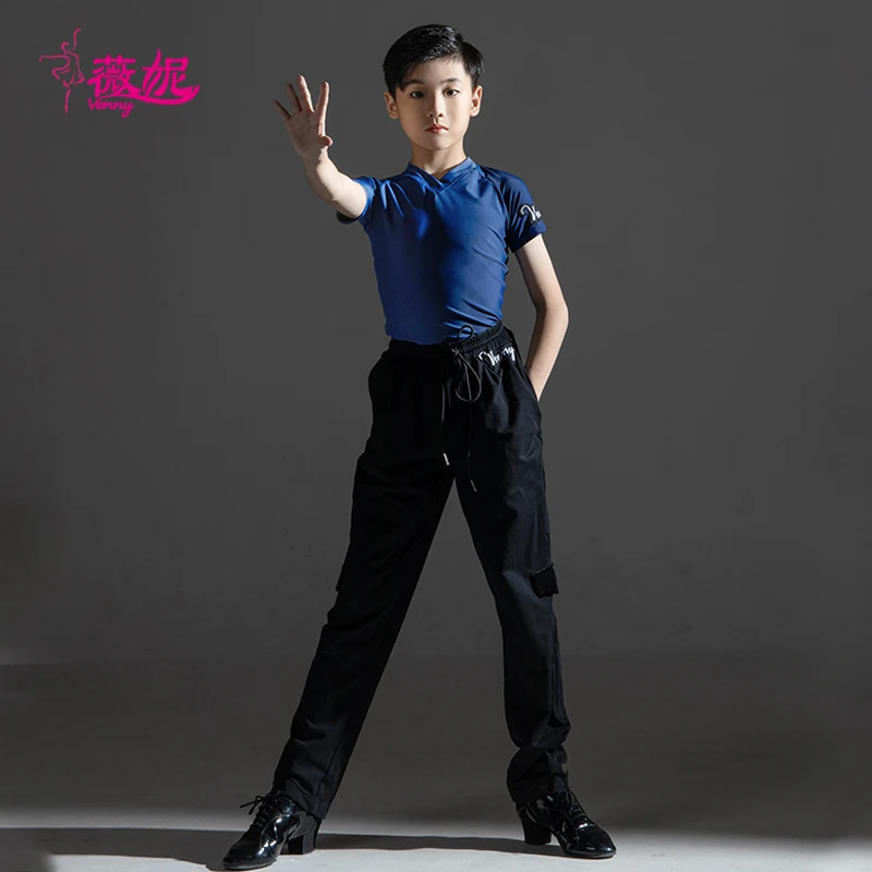 Vennystyle Abito da ballo latino da uomo slim fit con scollo a V a maniche corte per spettacoli di pratica da sala da ballo