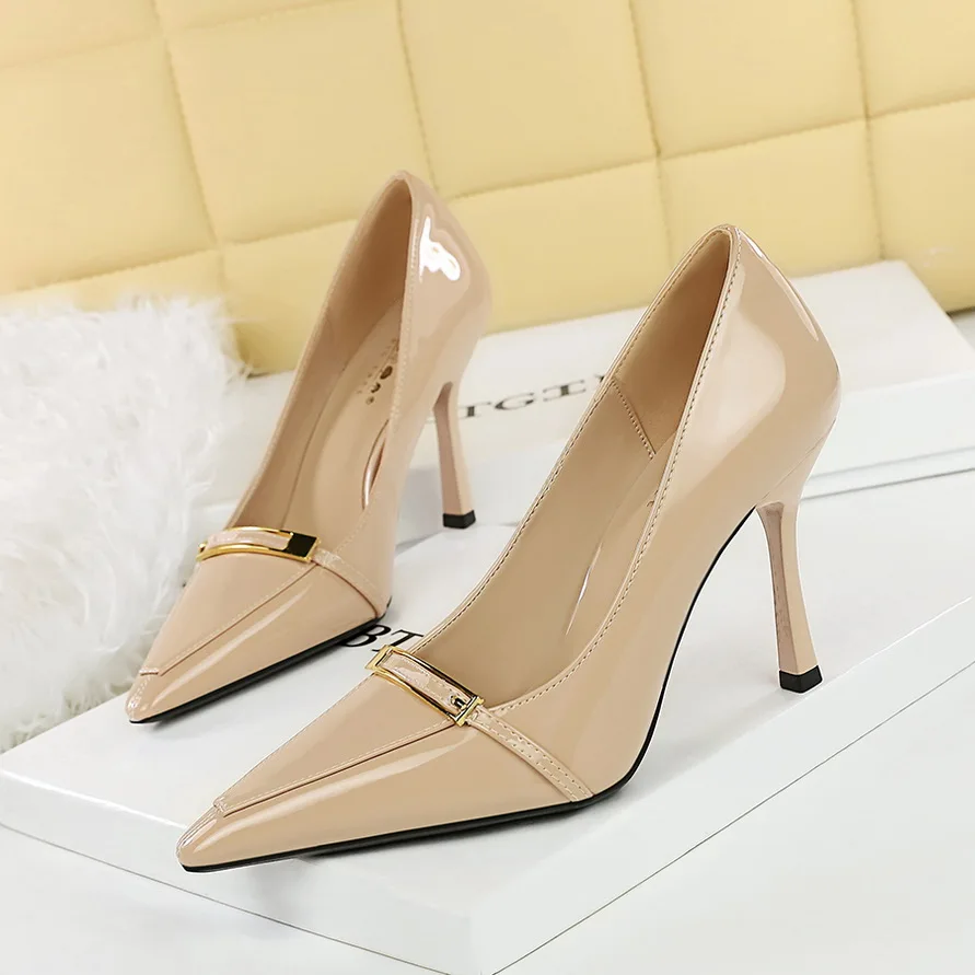 

BIGTREE Fashion Retro High Heels Metal Button Women's Pumps Office Dress Lady High Heeled Shoes Stiletto 9.5cm Black Apricot