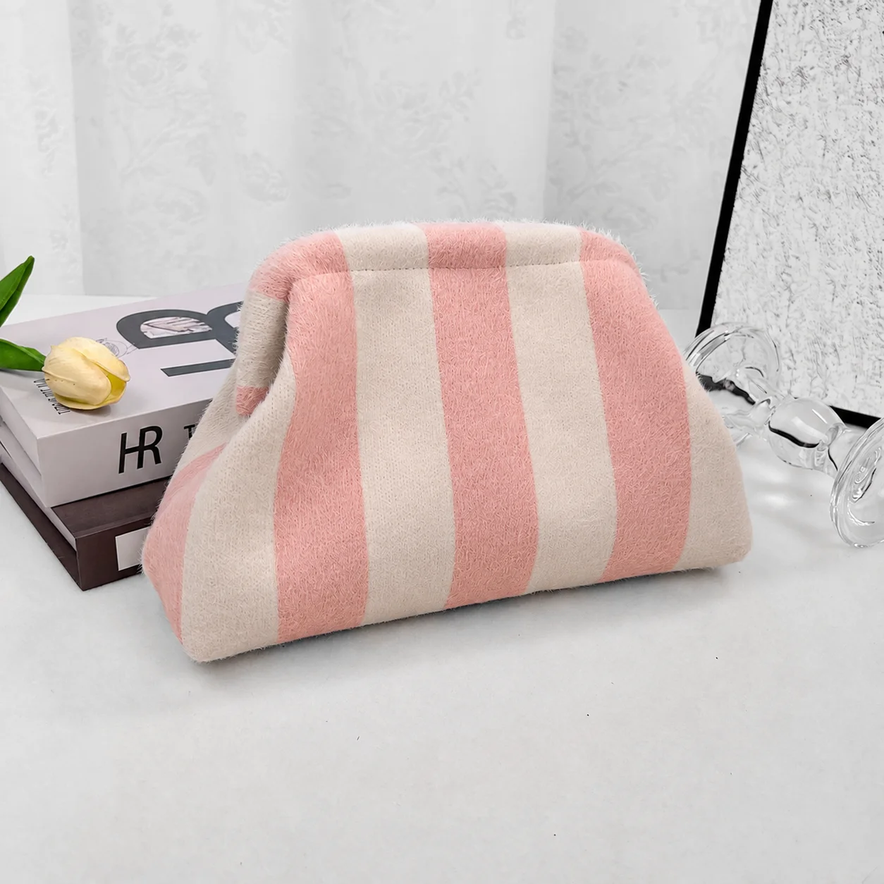 Striped Makeup Pouch Skin Friendly Makeup Pouch Cosmetic Bag Urban Minimalist Clip Clutch For Daily Travel Shopping Daily