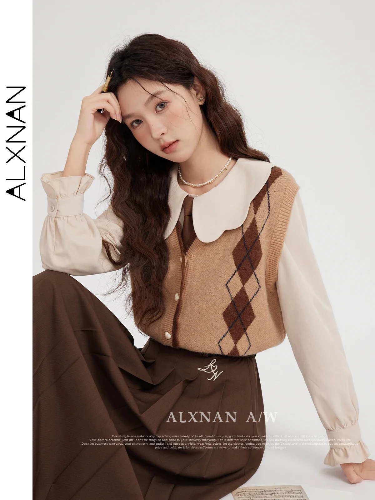 ALXNAN Argyle V-neck Knitted Sweater Vest for Women 2024 Fall Fashion Elegant Lady Sleeveless Waistcoat Sold Separately LXN31703