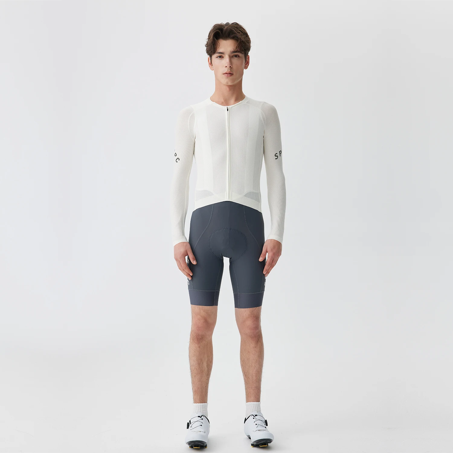 

Веломайки SPEXCEL EON Spring Summer Light с длинным рукавом, аэродинамический крой, быстросохнущая и дышащая ткань.