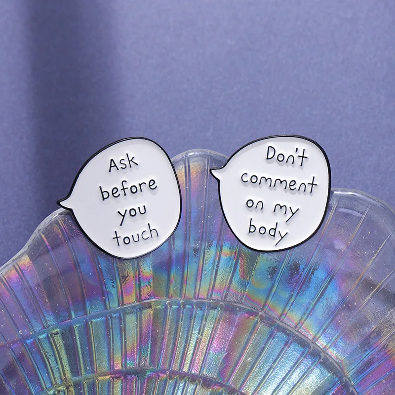 Enamel pins with short sentences White dialog box simple personality brooch Hat Lapel Accessories Metal Badge Jewelry Wholesale