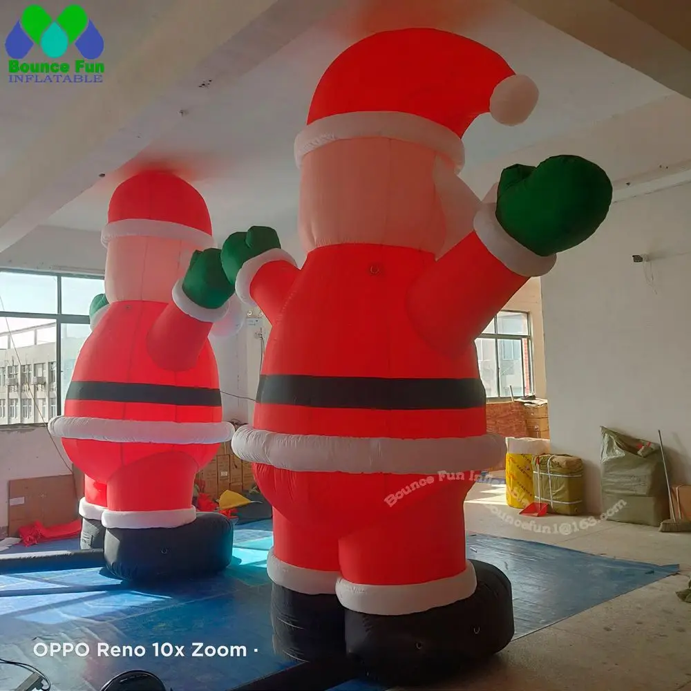 Modello in piedi di palloncino di Babbo Natale gonfiabile gigante con decorazione natalizia con ventilatore per esposizione natalizia all'aperto