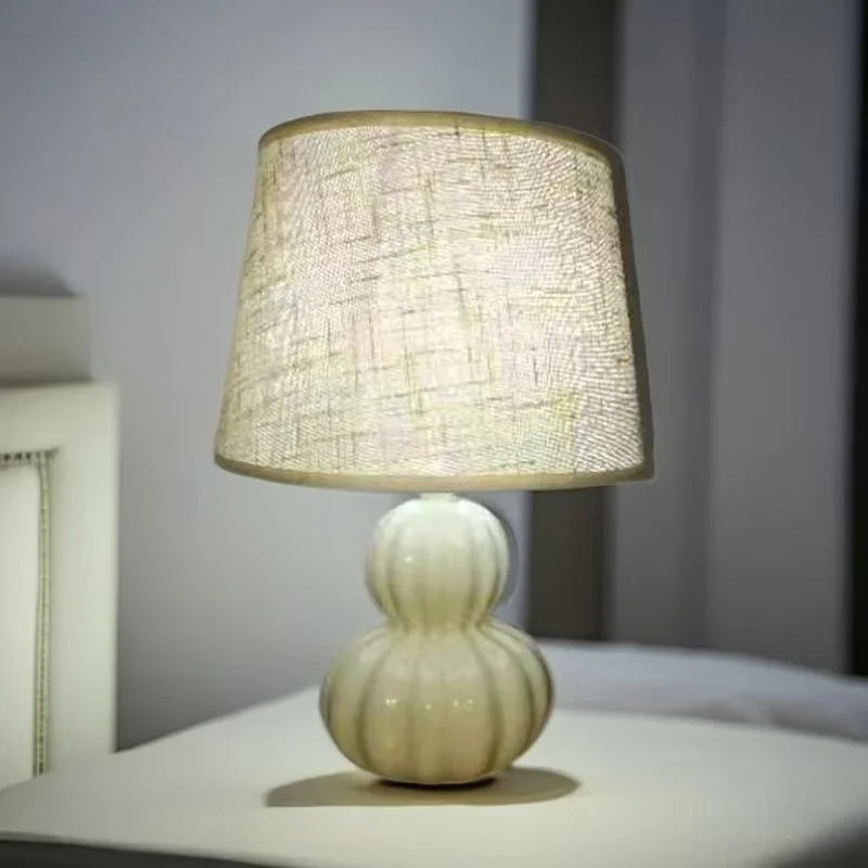 Cactus Ceramic Table Lamp, Nordic Pastoral Linen Shade, Home Bedside Decor Night Light for Bedroom Study