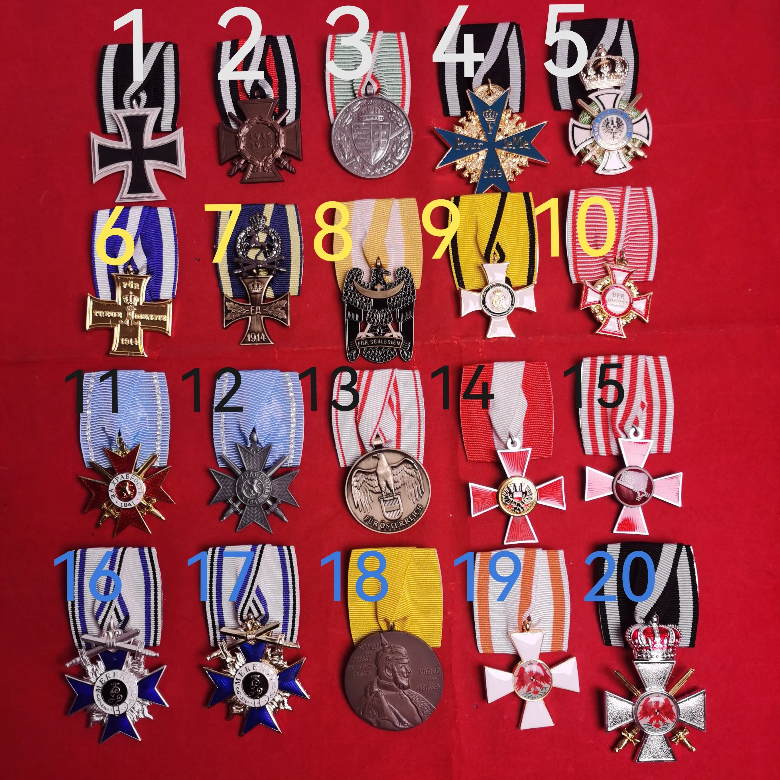 First World War Revival Prussian Memorial Badge Replica Officers Row Chapter Emblem Holder for Military Fans And Collectors