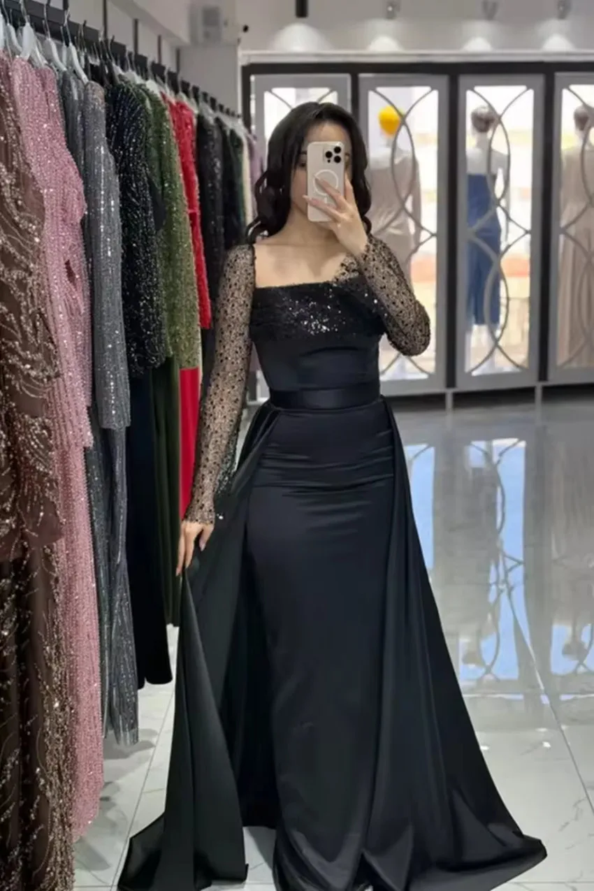 Maßgeschneiderte Spitze-Glitzer-Pailletten-Abschlussballkleider, elegante schwarze Abendkleider mit langen Ärmeln, abnehmbarer Schwanz, formelle Partykleider