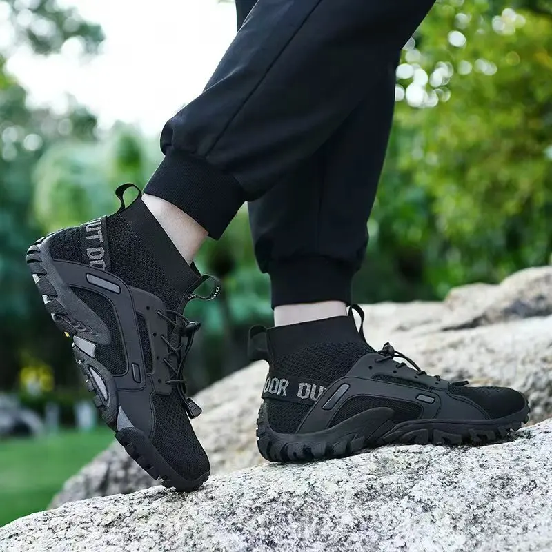 

Men Breathable Hiking Shoes, Wear Resistant Outdoor Trekking Footwear, Comfort Cushioned Walking Sneakers for Mountain Climbing