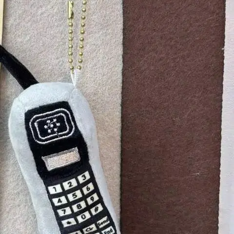 

Cute Creative Simulation Mobile Phone Plush Doll Toy Keychain Pendant Girl Boy Backpack Charm Bag Ornaments Funny Birthday Gifts