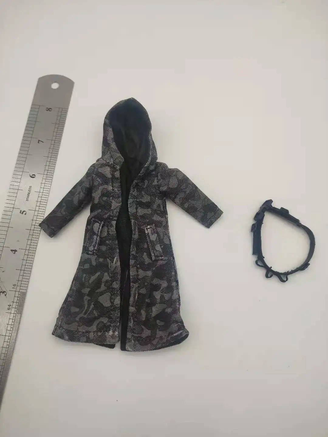 

1/12 Scale Soldier Fashion Camouflage Coat + Strap Model for 6" Doll Toys