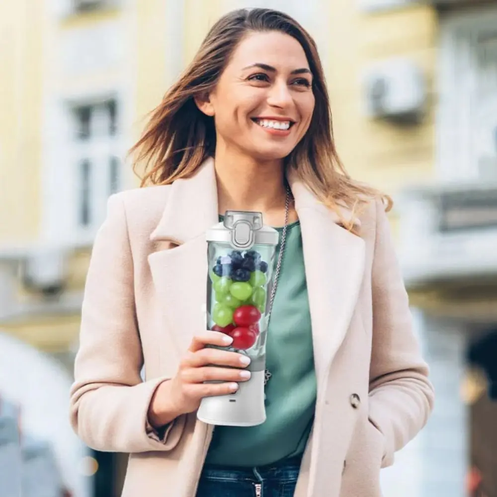 

600ml Capacity Portable USB Juicer USB Rechargeable Mini Size Rechargeable Juicer Multifunction Design Fresh Juice