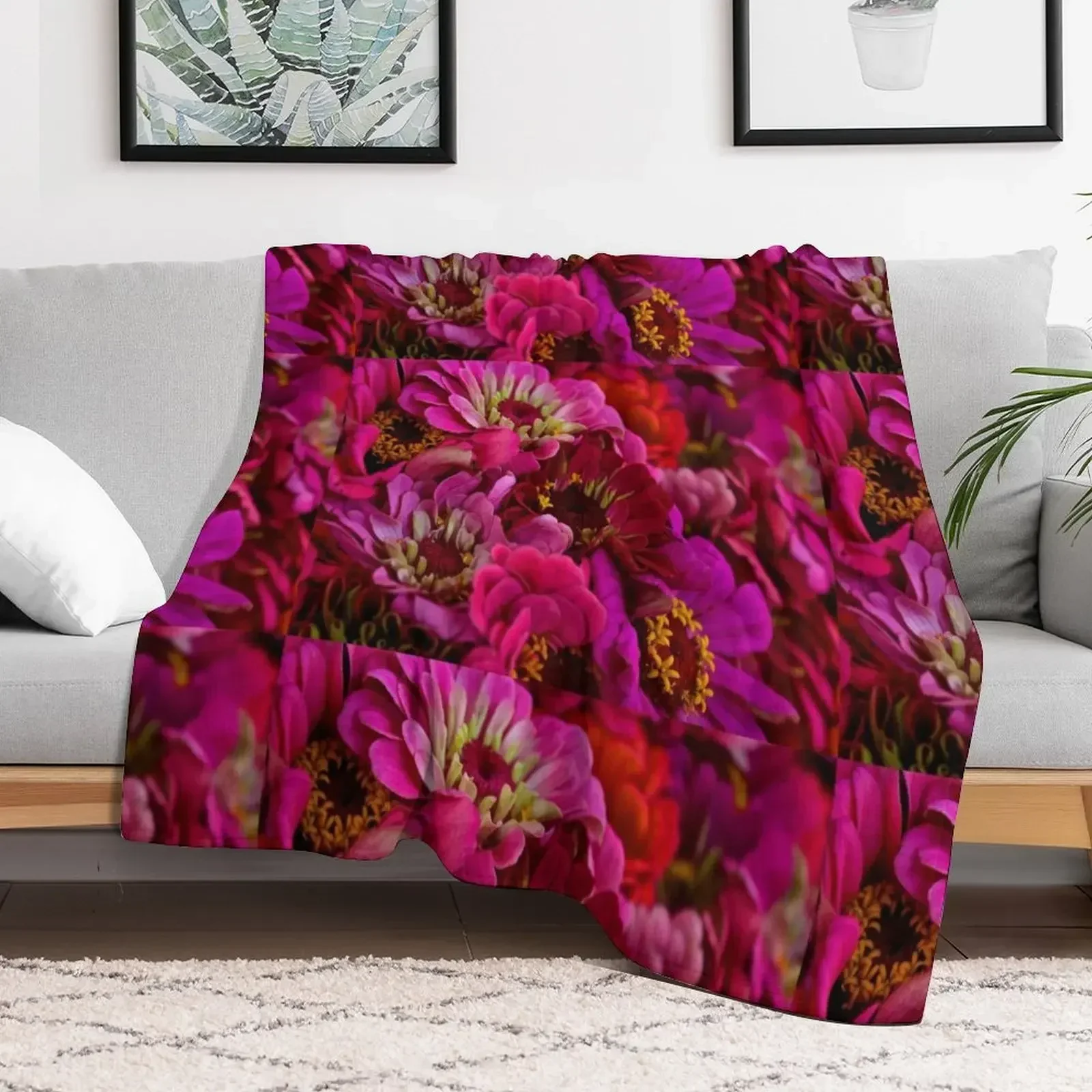 

Zinnias galore Throw Blanket Moving Luxury Brand Blankets sofa bed Designers Blankets