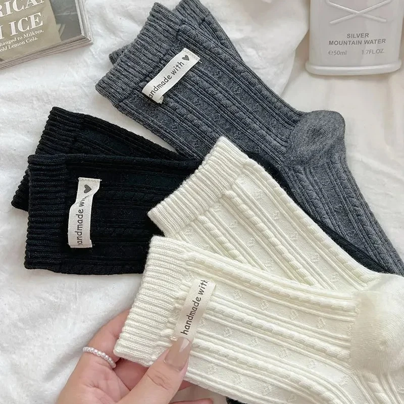 

3 пары женских хлопковых носков до середины икры в форме сердца, однотонные модные осенне-зимние удобные домашние носки, короткие носки