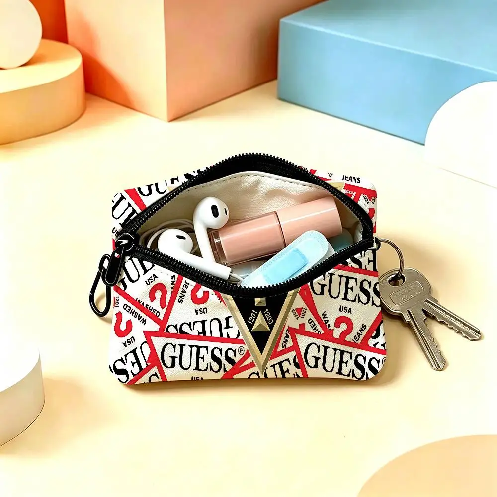 G-Guess-s logo White Oxford Cloth Zipper Coin Purse Lightweight Hanging Key Pouch Card Holder For Daily Use view 6