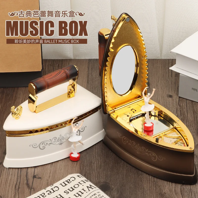 16x9.2x12.2cm Vintage Iron, Music Box, Classical Ballerina, Light And Music Box, Home European-style Decorative Gift Music Box
