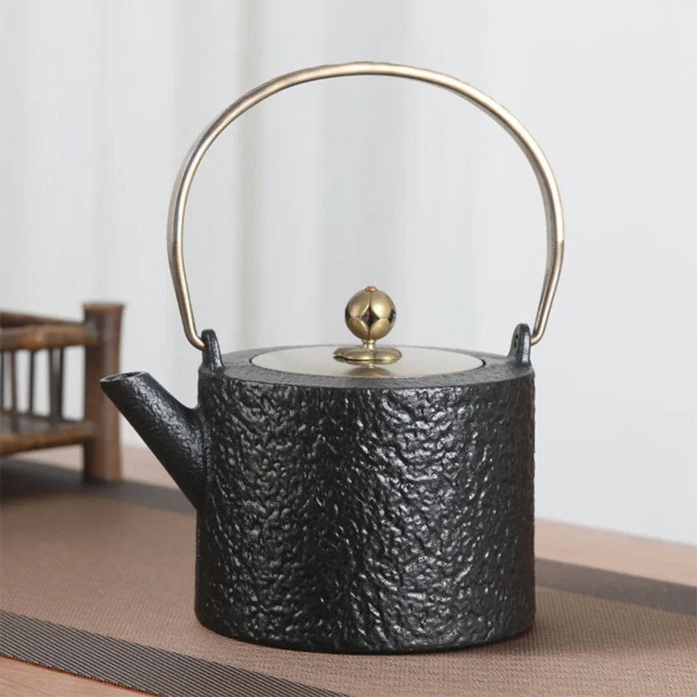 Japanese-style ancient spring cast iron kettle, Uncoated pig iron pot, Charcoal stove tea maker for brewing tea, Water kettle