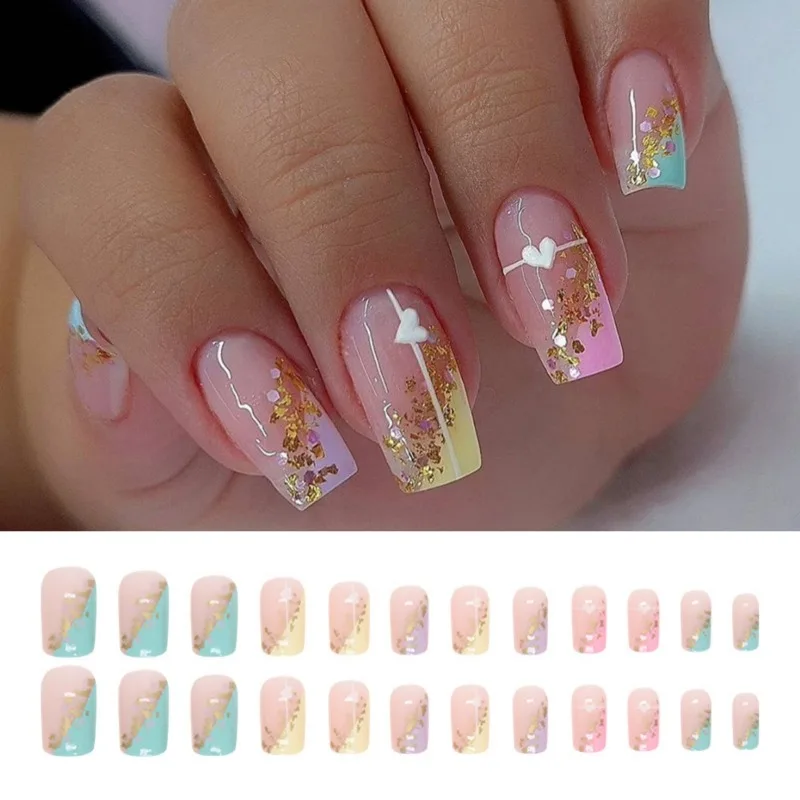 Nuvola Arcobaleno Stampa a forma di cuore su adesivo per nail art Set di unghie finte francesi Punte per unghie acriliche per San Valentino Unghie finte 24 pezzi