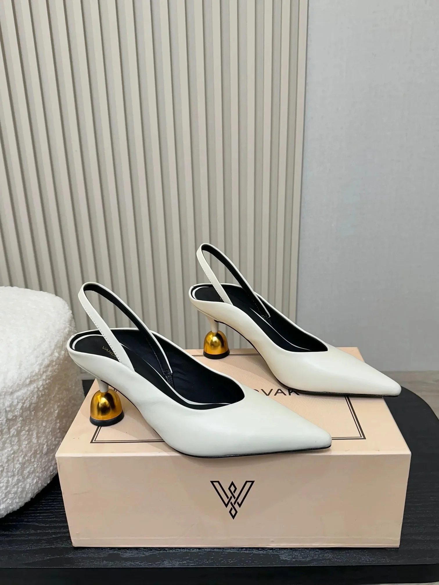 Sepatu Wanita Sandal Slingback Vanda Novak Lucy