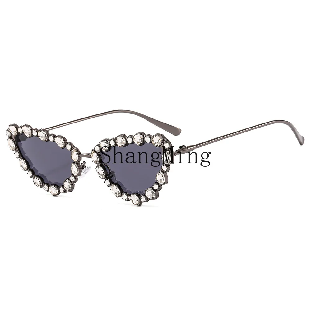 

LXY niche light luxury diamond-encrusted sunglasses women's high-end party sunglasses metal frame butterfly glasses gray