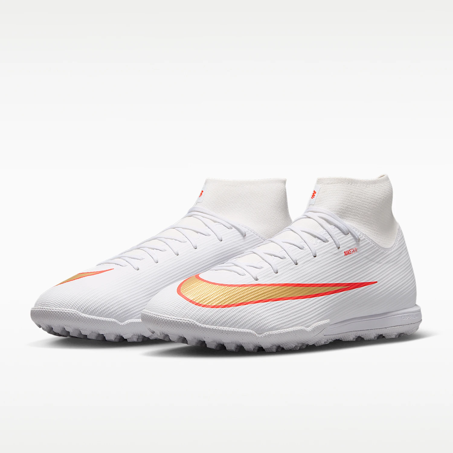 Nike genuine unisex durable, cushioned, grab and support soccer shoes IO1494-100