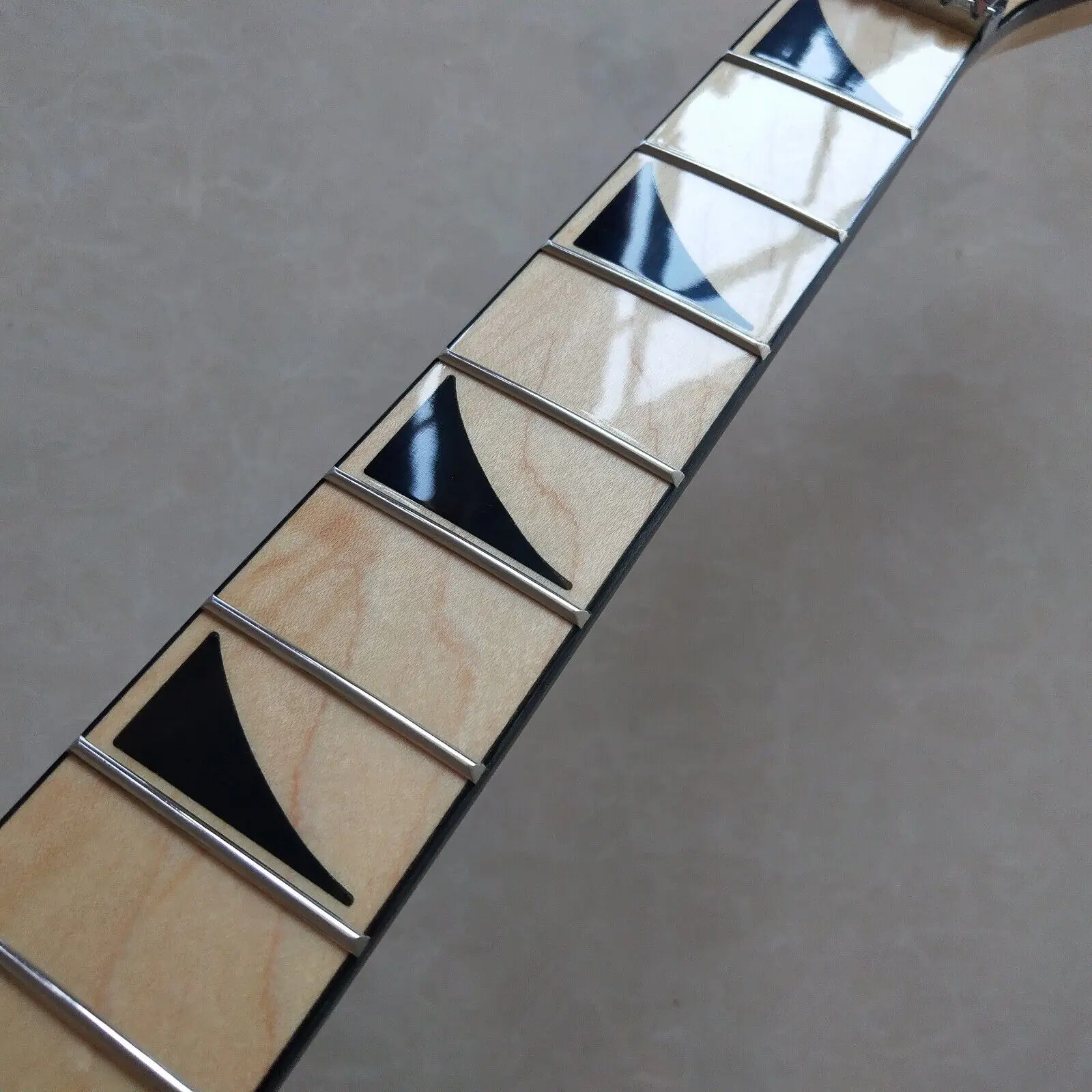 High quality Maple Jackson 24 Fret 25.5inch Guitar Neck Maple Fretboard Inlay