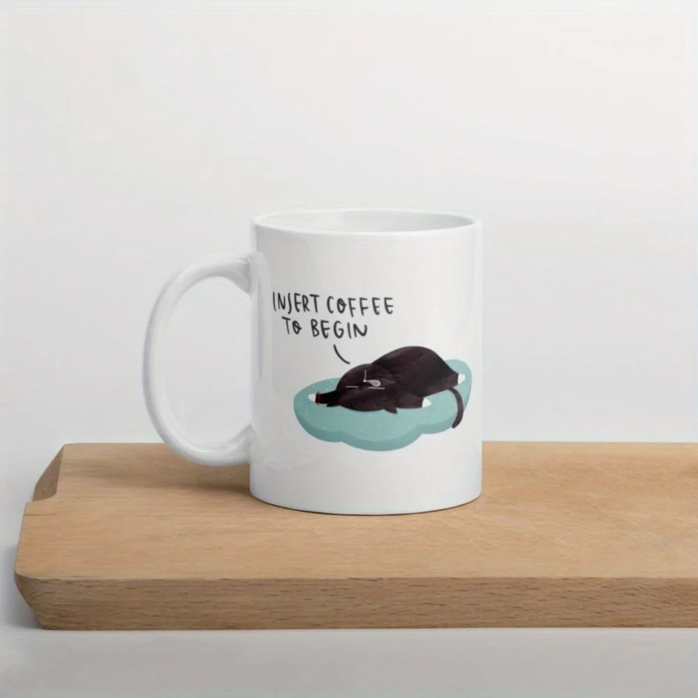 This reusable, machine washable mug features a black cat design that makes it perfect for cat owners.