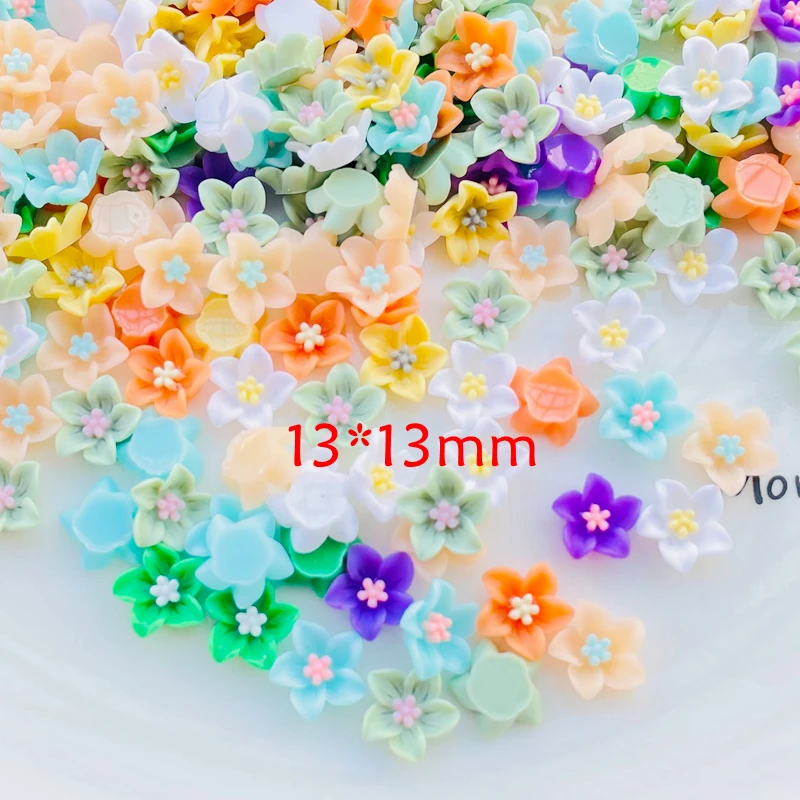 50 Pcs New Cute Mini Mixed Color Flower Resin Figurine Crafts Flatback Cabochon Ornament Jewelry Making Hairwear Accessories L95