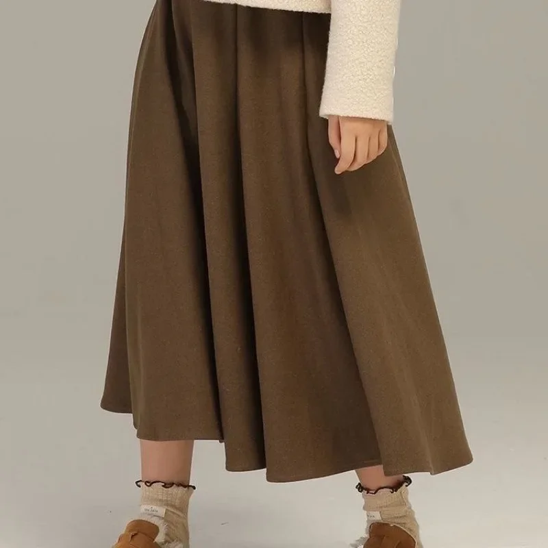 

2025 Autumn Winter Girls' Thickened Woolen A Line Skirt Japanese Style Mid Length Versatile Fashion Skirt for Big Kids
