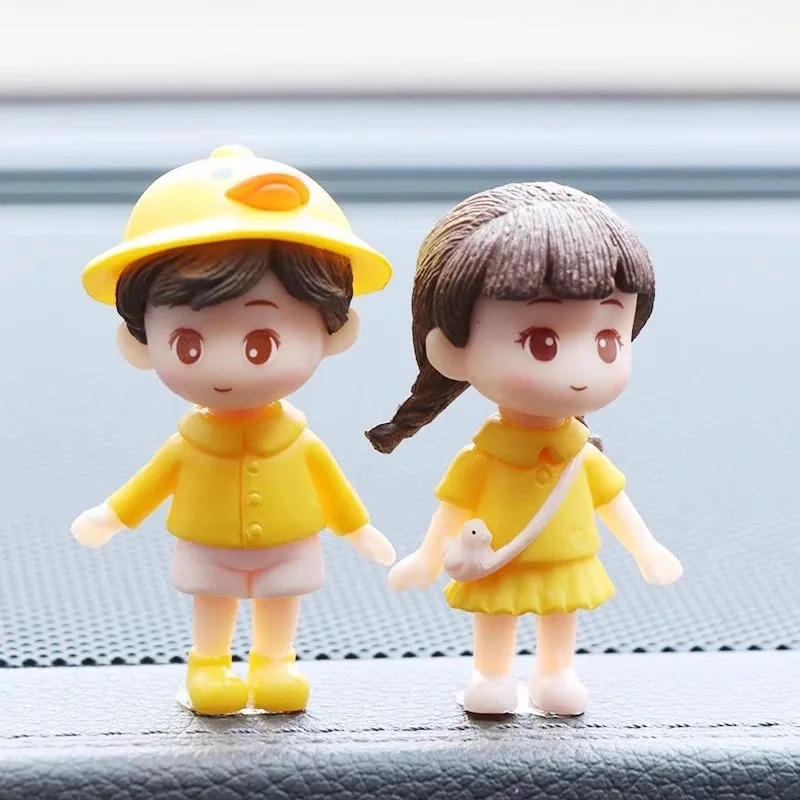 

Internet celebrity car ornaments,accessories, cute kiss couple doll, electric car decoration ornaments