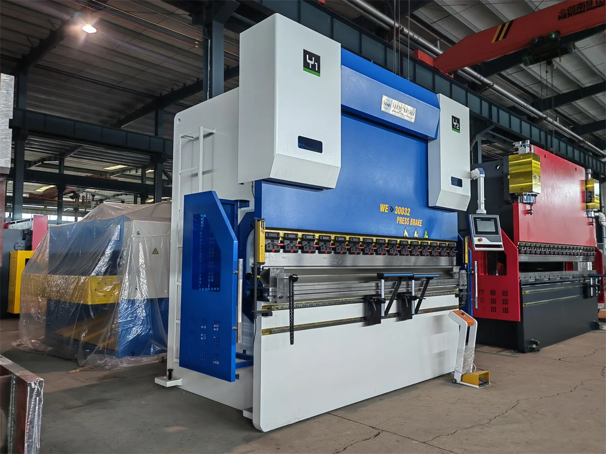 DA53T 300Ton 3 Meter 4+1 Axis Fully Automatic CNC Press Brake Bending Machine Aluminum Stainless Steel Sheet Metal Bending