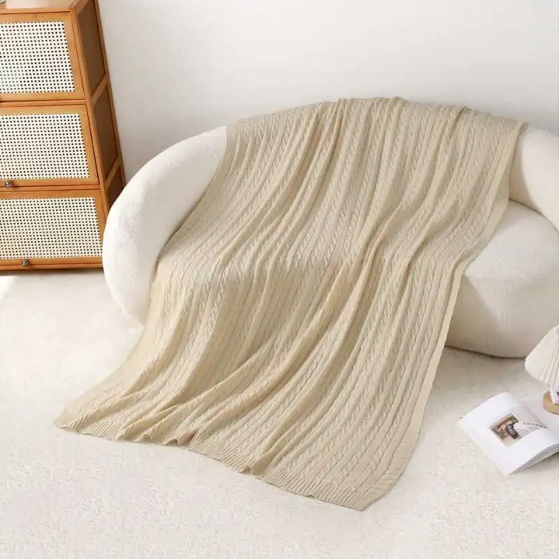130X160Cm Knitted Air Conditioning Blanket Solid Soft Camping Picnic Blankets Multifunctional Leisure Office Nap Shawl Cushion