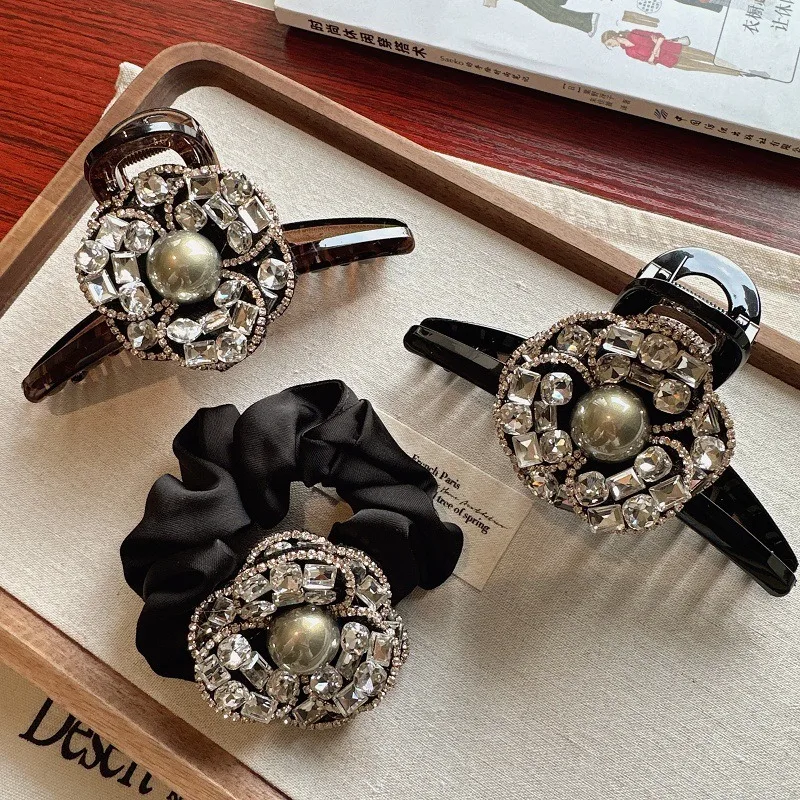 

Заколки для волос с блестящими кристаллами и жемчугом + атласные резинки для волос | Модные заколки для волос со стразами для вечеринок, аксессуары для волос