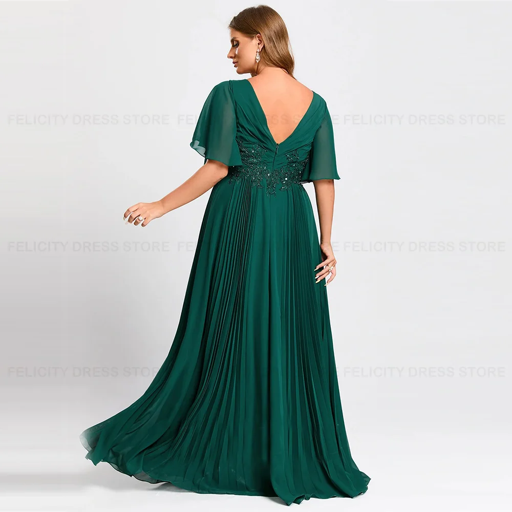 Elegant Plus Size Mother of the Bride Dresses 2023 A-line V-Neck Wedding Party Dresses Appliques Sequins Robes Invitée Mariage