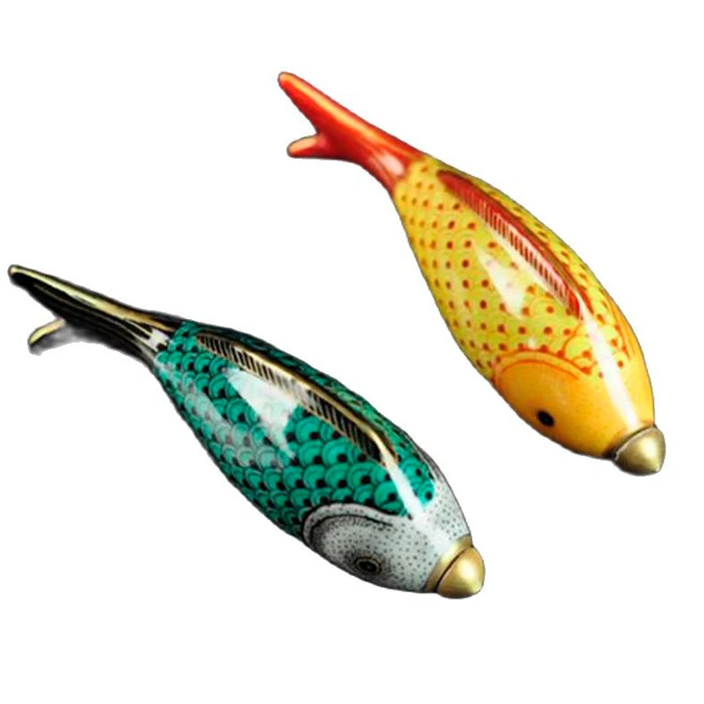 

A pair vintage Chinese porcelain snuff bottle gold gilding fish statue painting gifts snuffbox peking fine gift hobby collect