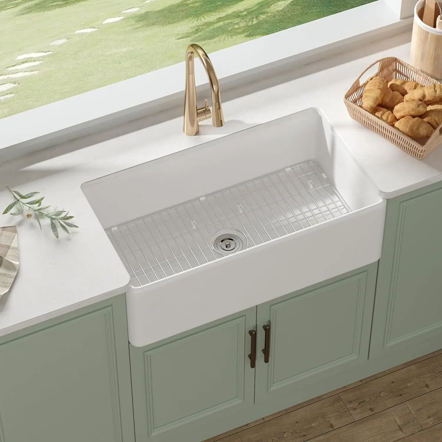 

DeerValley Fireclay Farmhouse Sink with Bottom Grid and Strainer, Apron Sink, White Farmhouse Kitchens Sinks, Single Bowl Sink (