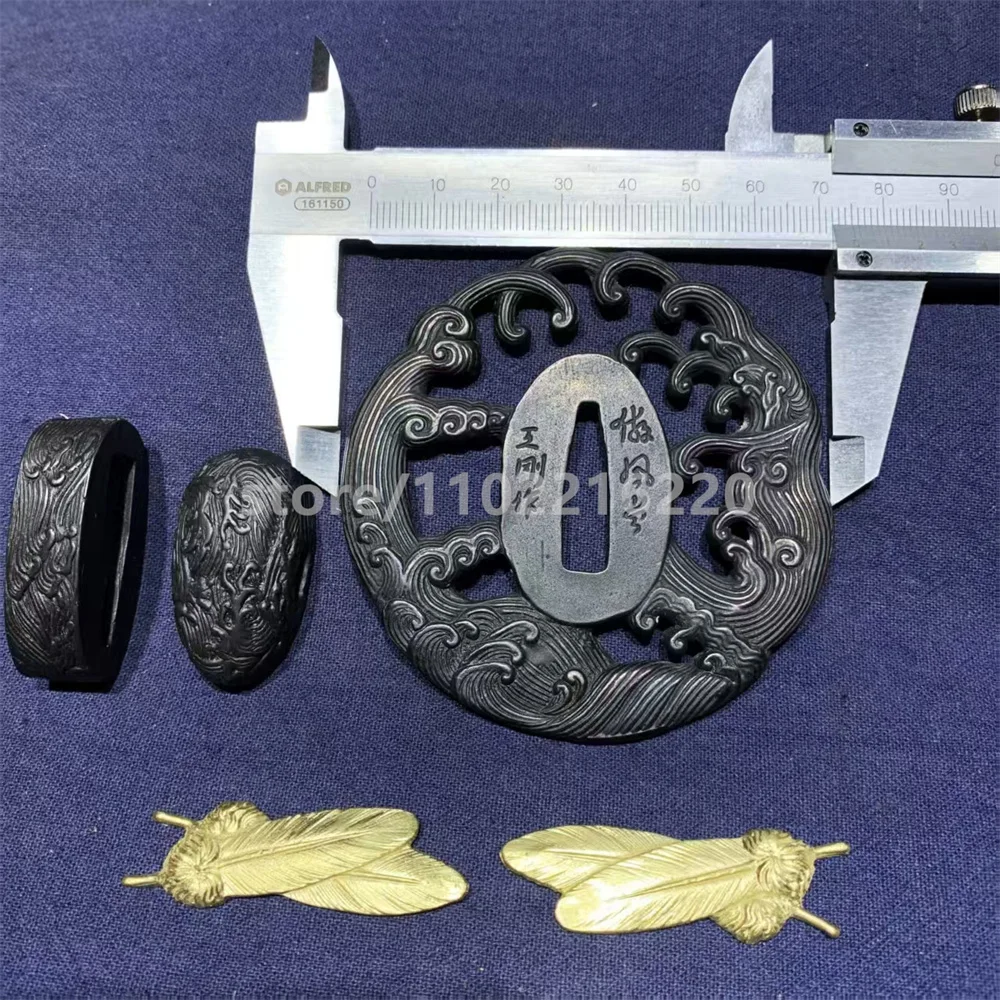 Nice Carving Stainless Steel Tsuba Handguard Fuchi Kashira Brass Feather Menuki For Japanese Japan Samurai Katana Sword Fittings