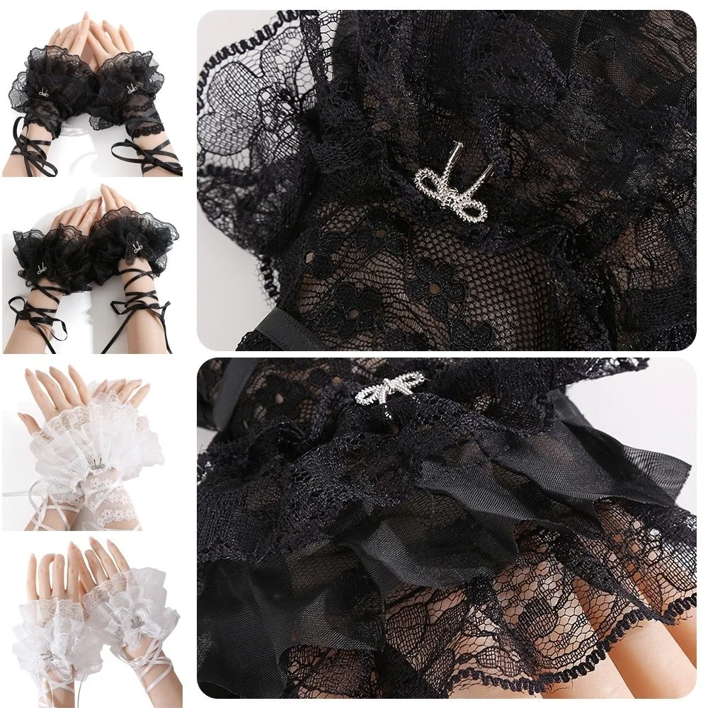 

1 пара черных/белых перчаток без пальцев, эластичные перчатки Лолиты с рюшами, кружевной браслет с цветочным принтом на запястье