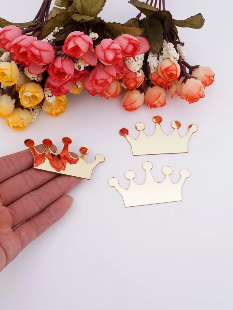 Lot de 50 autocollants miroir acrylique en forme de petite couronne pour décoration murale de chambre, autocollants DIY pour fête d'anniversaire d'enfants, cadeau pour invités