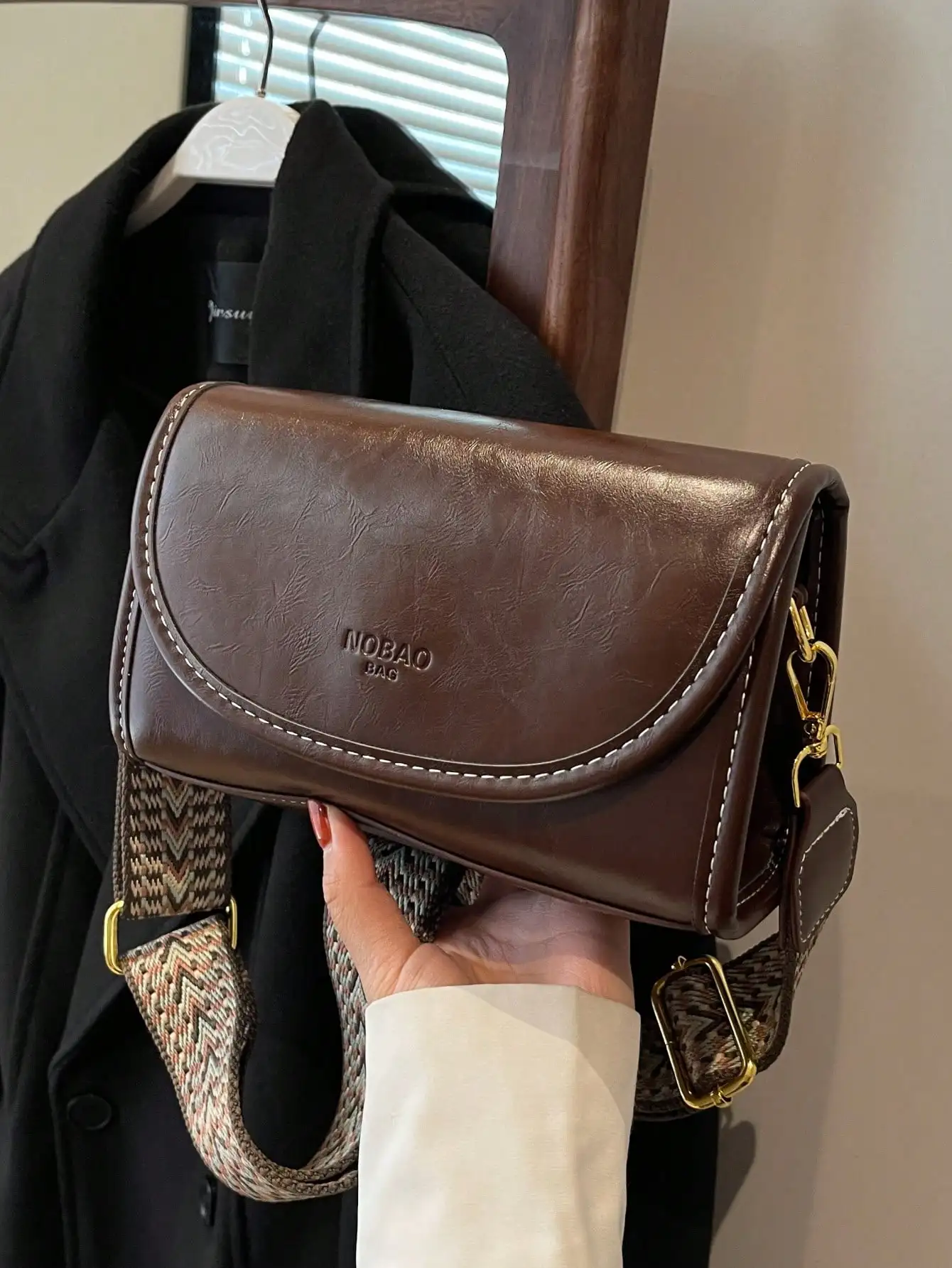 

Vintage Chic Wide Strap Shoulder Square Bag - Stylish Solid Color Flap Crossbody Purse With Adjustable Strap For Women - Perfect For Daily Use And Travel, Bohemia Style Bag For Women