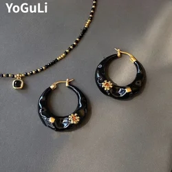 Fashion Jewelry Vintage Temperament Small Flower Enamel Hoop Earrings For Women Female Gifts Elegant Ear Accessories Popular