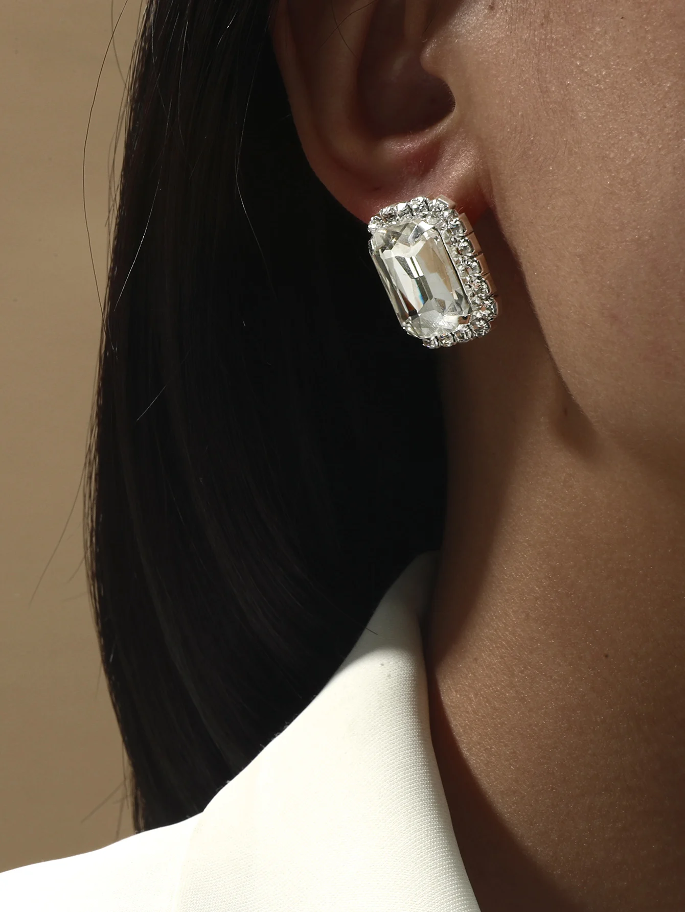 20 colores moda clásica señora cristal CZ joyería corona Stud pendientes para mujeres niñas regalo Brincos