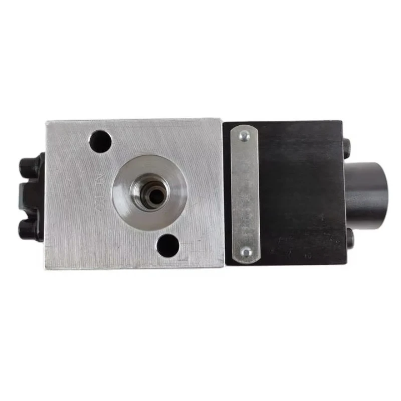 

Construction Machinery K19 QSK19 Engine Parts Oil Control Valve 3086455