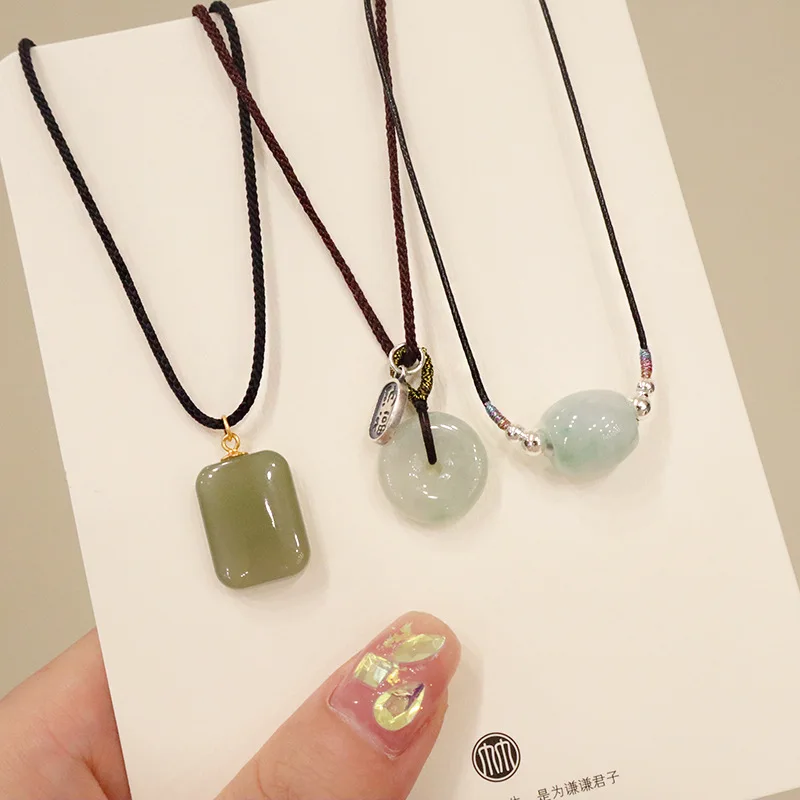 

Ruifan Lucky Charm Natural Hetian Jade Emerald Geometric Pendant Necklace for Women Simple Design Rope Chain Necklaces YNC207