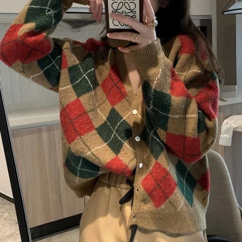 

Women Cardigan Autumn Argyle Knitted Sweater Oversized V Neck Jacket Sweater Casual Loose Knitwear Vintage Long Sleeved Pull