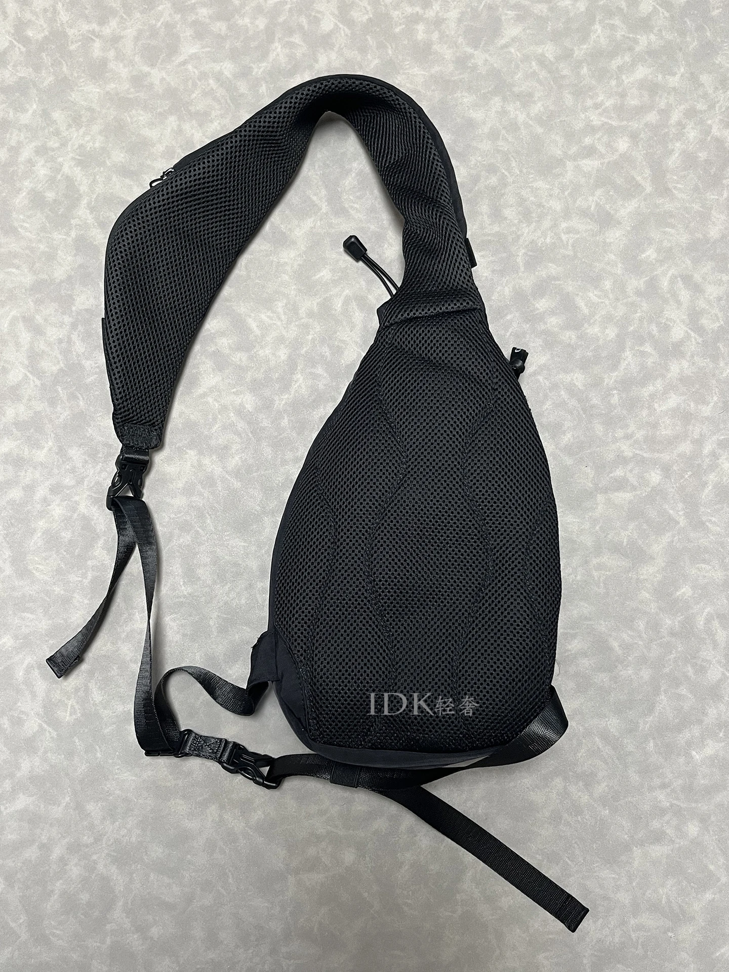 CP High-Street Trendy Sacoche Chest Bag - Unisex, Versatile, Lightweight Crossbody for Sports & Cycling, Casual Style