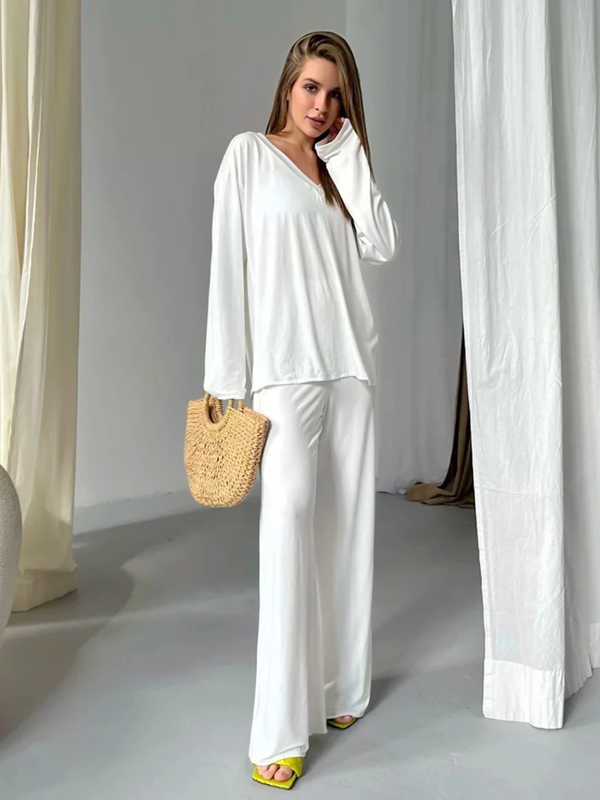 

Marthaqiqi Loose White Female Nightgown Suit Sexy V-Neck Sleepwear Long Sleeve Nightwear Wide Leg Pants Casual Ladies Pajama Set